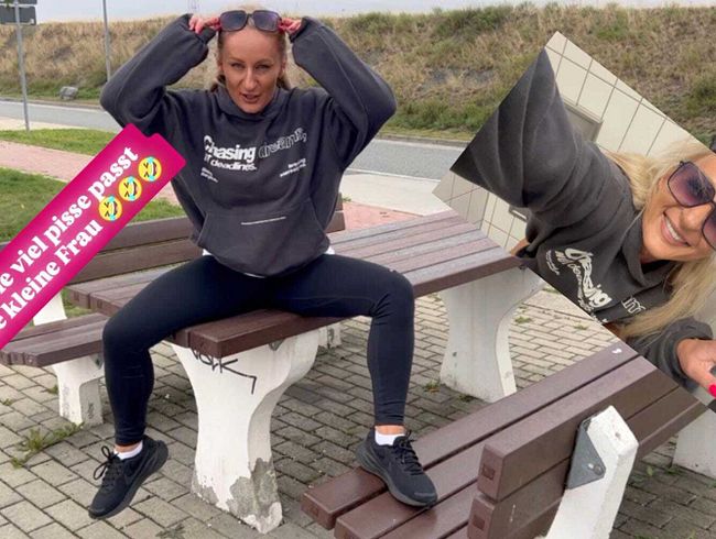 Studentin-Aneta's Porno Video: Wie viel naturs***/ pi**e passt in 155 cm kleine Frau ....