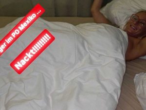Studentin Aneta Porno Video: fin**r im po mexiko…. na Ohrwurm??? Nackt in deinem Bett!!!!