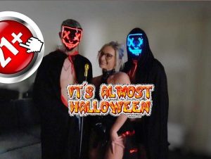 Studentin Aneta Porno Video: Halloween Horror!!! Sandwitsch Masa ker mit Fremden Männern !!!!
